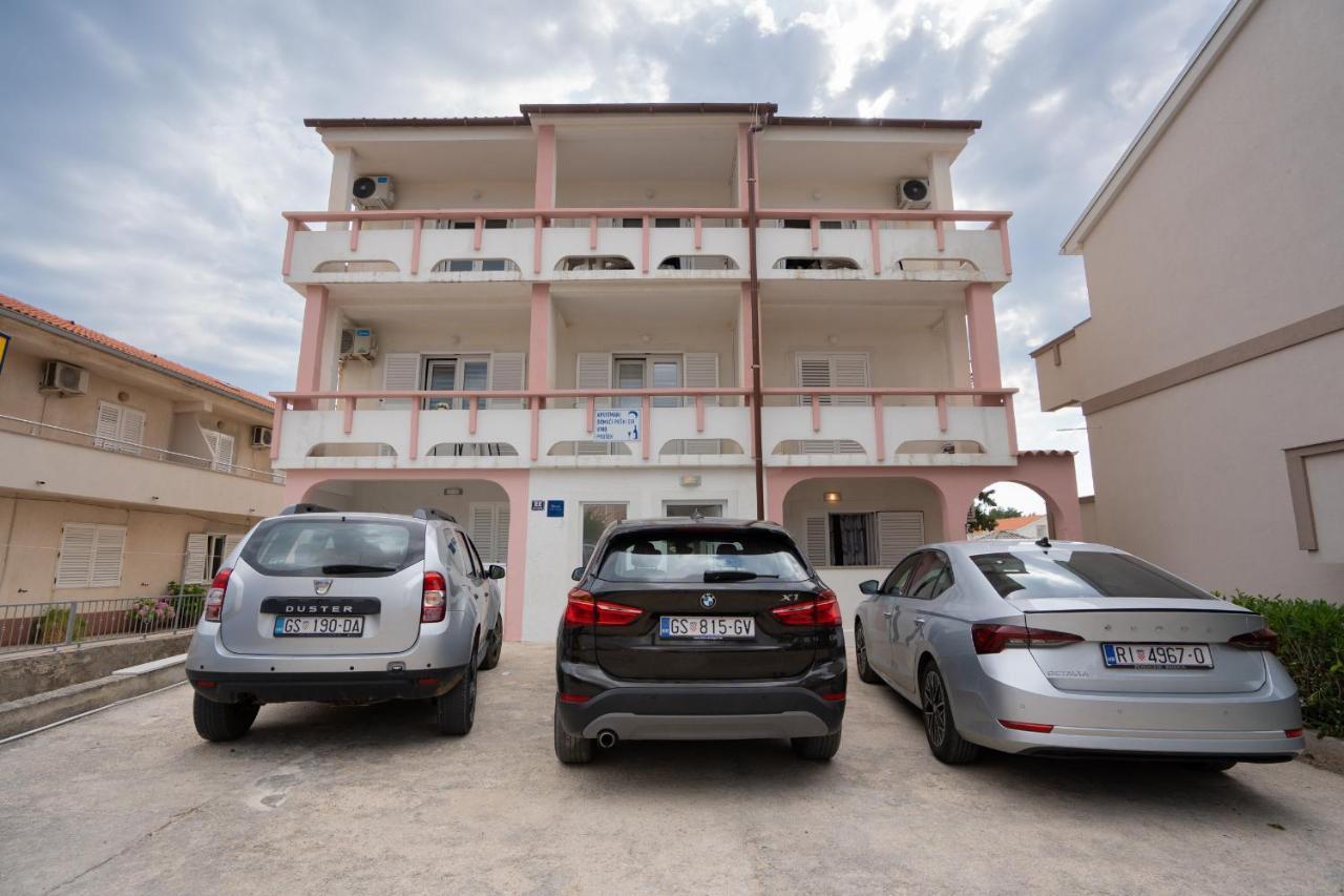 Apartmani Vidusin Новалья Экстерьер фото